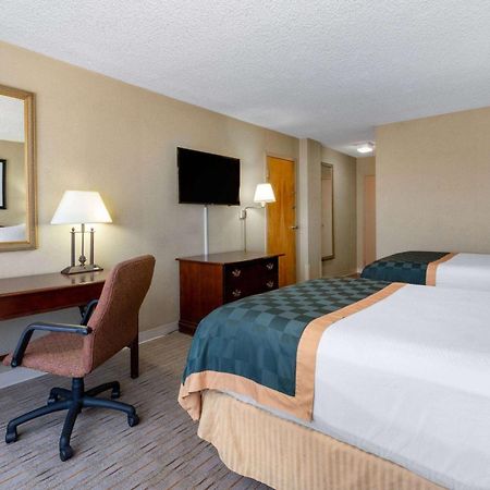 Ramada By Wyndham Reno Hotel & Casino Eksteriør billede