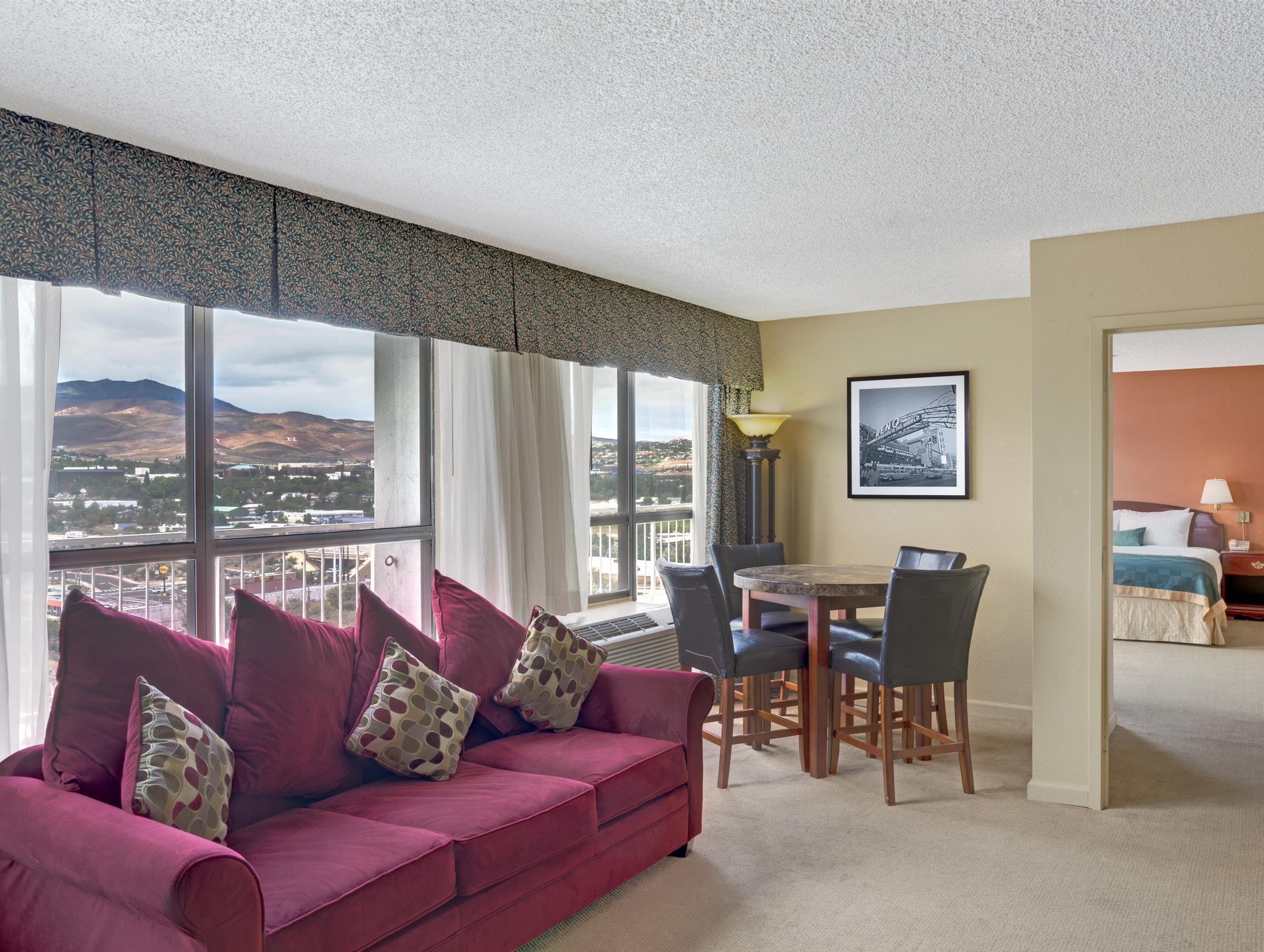 Ramada By Wyndham Reno Hotel & Casino Eksteriør billede