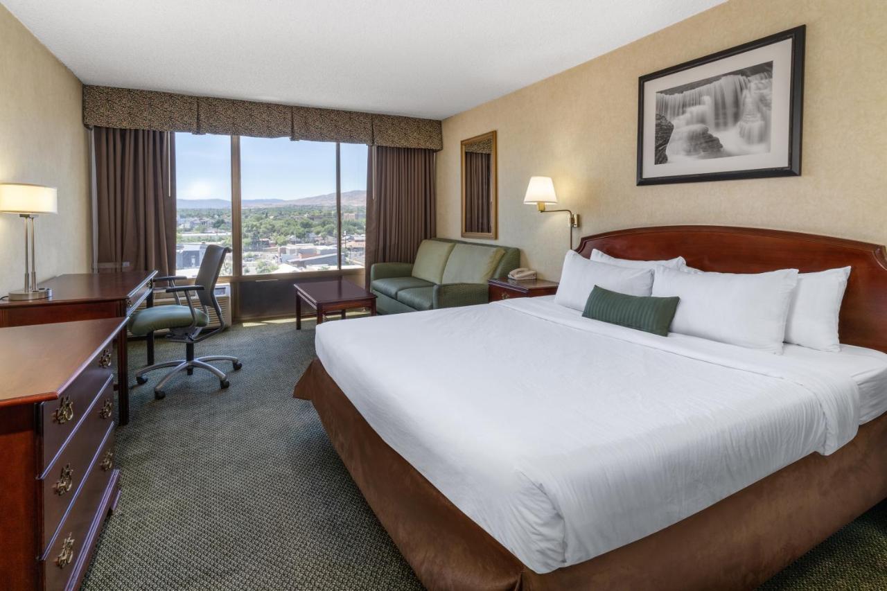 Ramada By Wyndham Reno Hotel & Casino Eksteriør billede