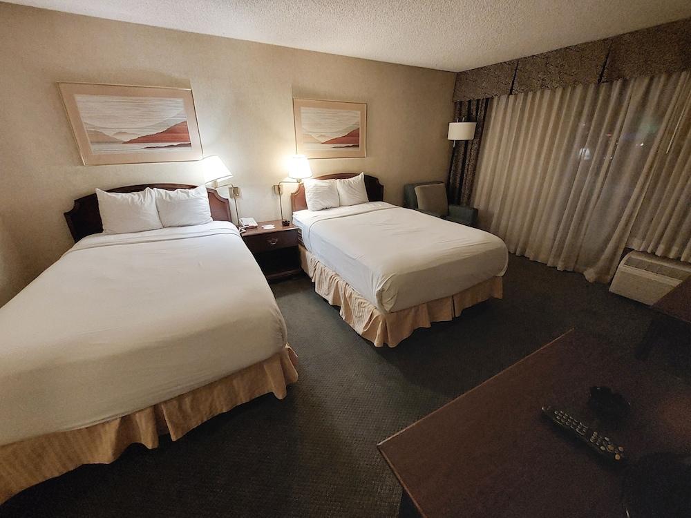 Ramada By Wyndham Reno Hotel & Casino Eksteriør billede