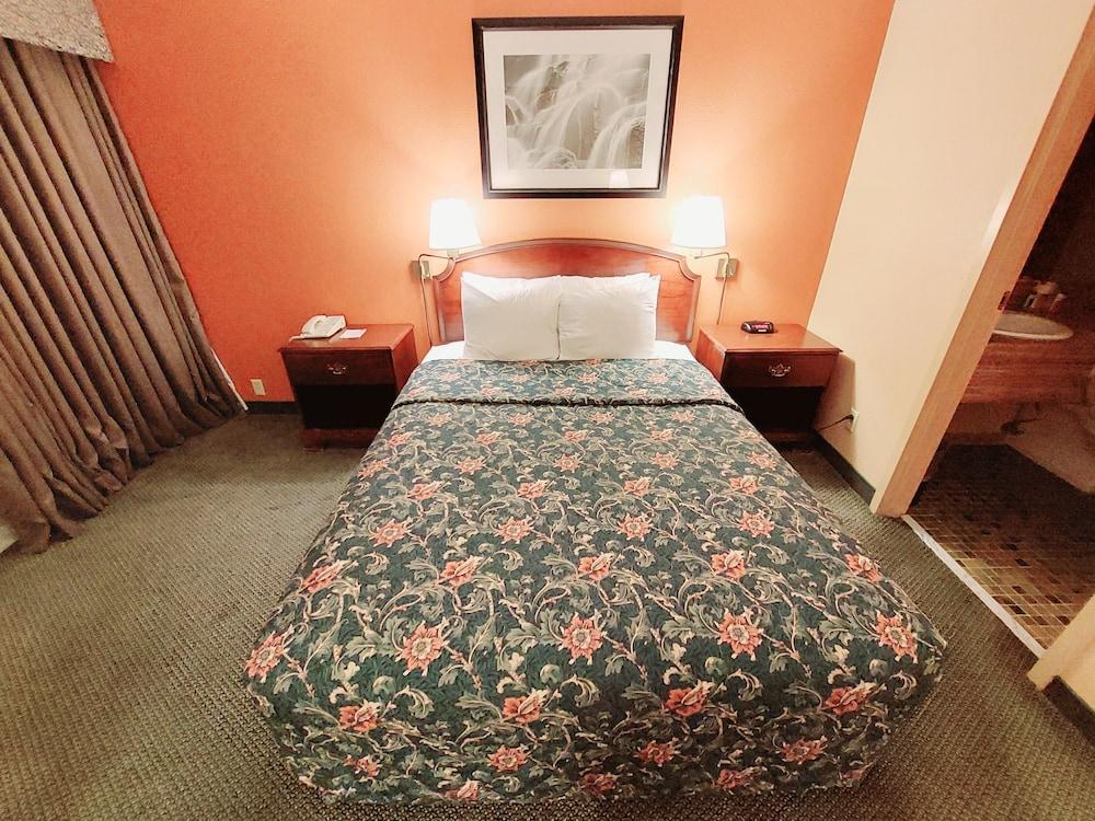 Ramada By Wyndham Reno Hotel & Casino Eksteriør billede